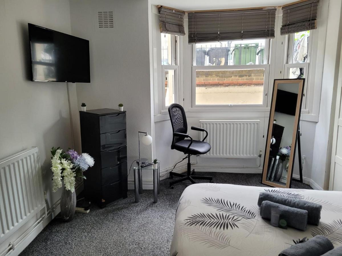 2 Bed Flat In Lambeth Apartment Лондон Екстериор снимка